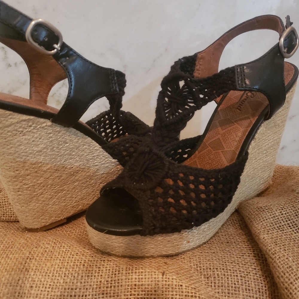 Lucky Brand crochet wedges